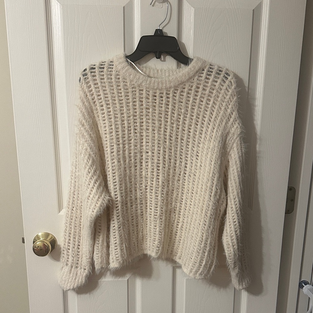NWT Universal Thread sweater NWT - image 1